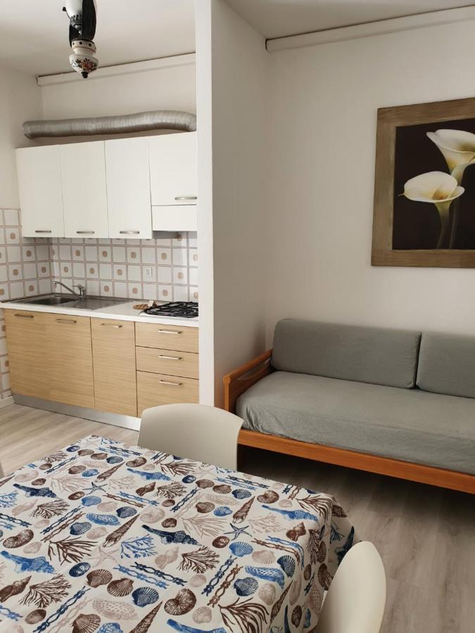 Residenza Canova ลินญาโน ซับเบียโดโร ภายนอก รูปภาพ
